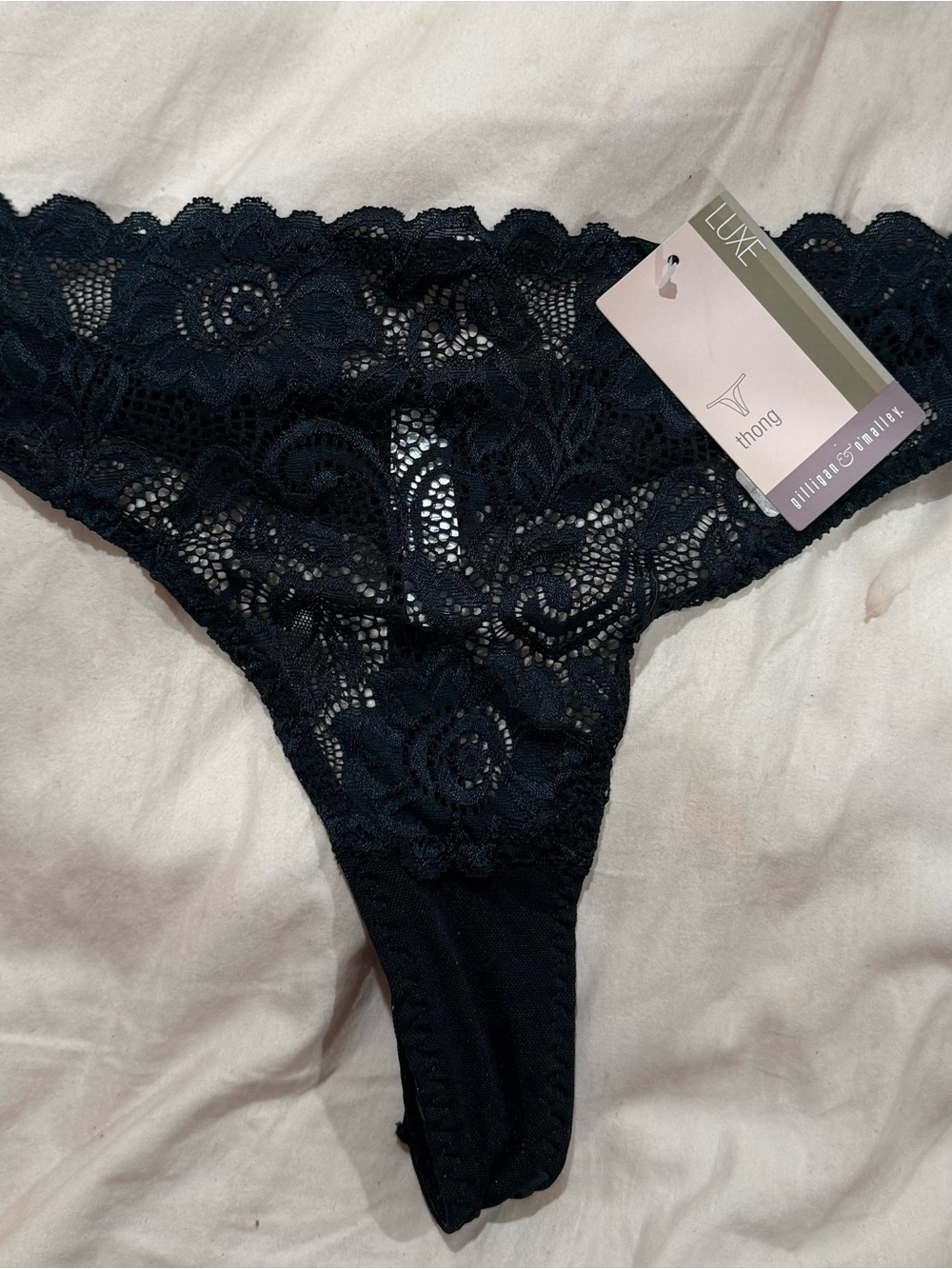 Set of 5 NWT Gillian & O’Malley Thong Panties - Picture 5 of 5
